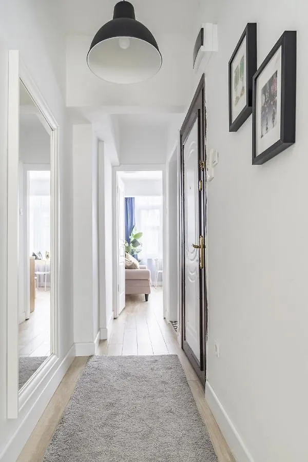 Central And Modern Flat 5 Min To Taksim Square Istanbul
